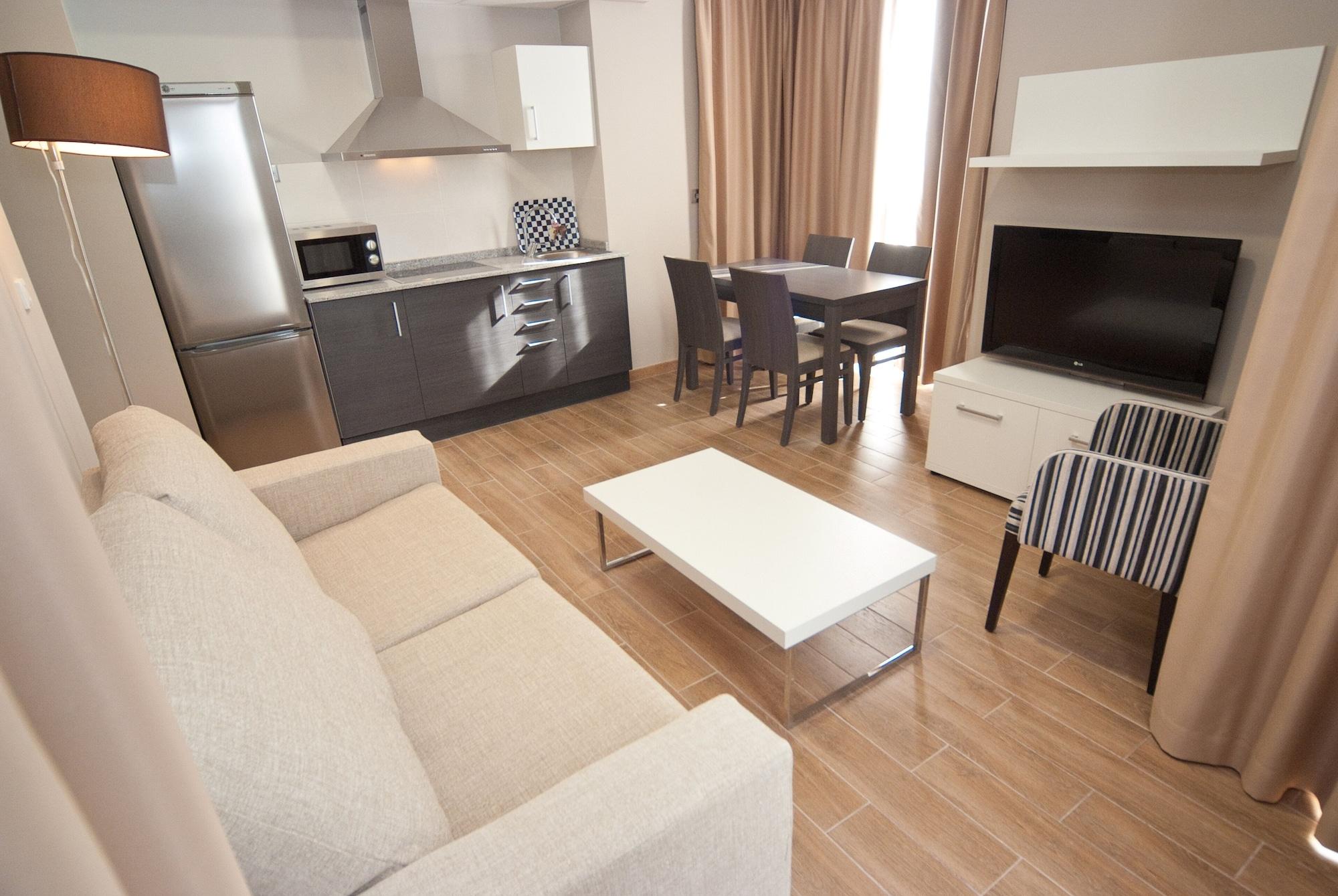 Aparthotel & Jacetania 3*
