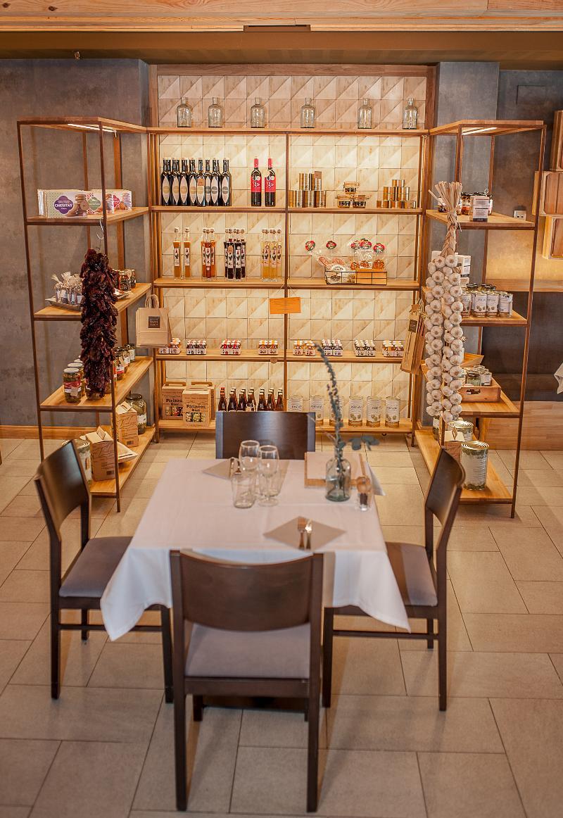 Aparthotel & Jacetania 3*