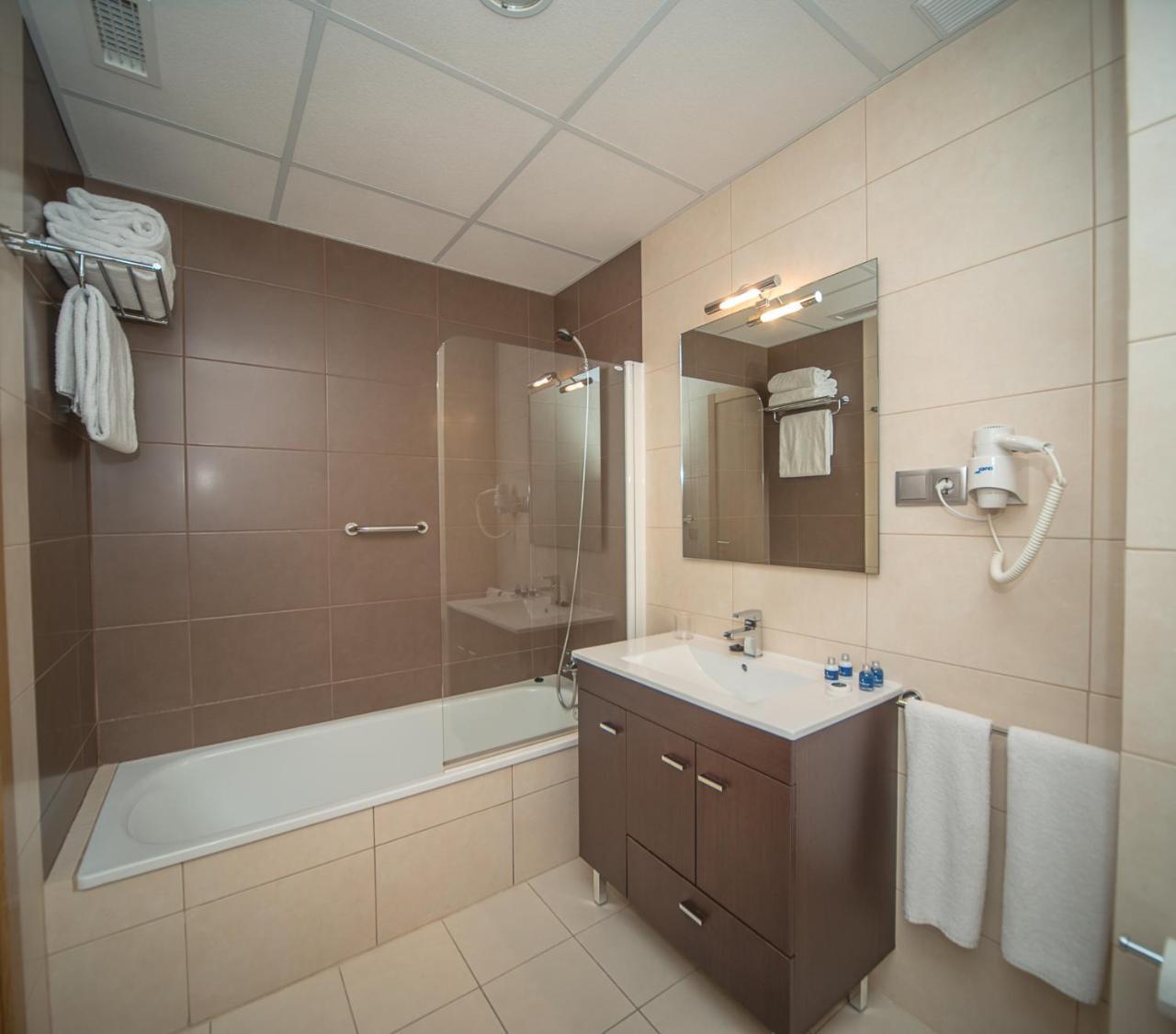 & Jacetania Aparthotel 3*
